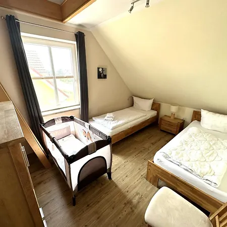 Gothensee - Suedterrasse, Wlan, Kamin, Sauna Prázdninový dům Korswandt